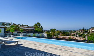 A vendre : villa moderne de construction récente avec vue panoramique, dans une urbanisation recherchée à Benahavis, Marbella 21297 