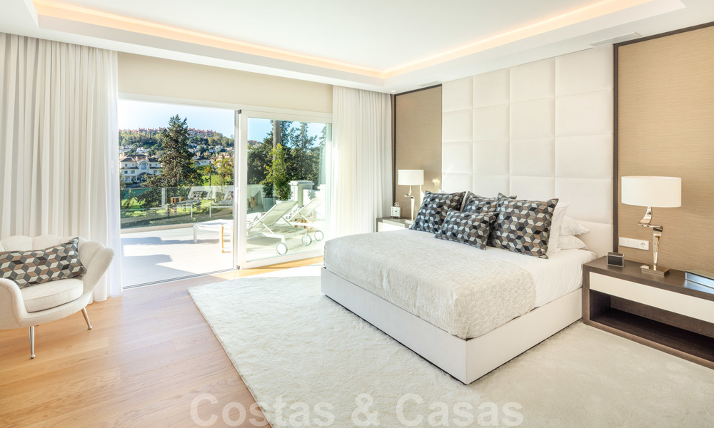 Impressionnante villa de style Méditerranée moderne, en première ligne de golf à vendre, Nueva Andalucía, Marbella 21344