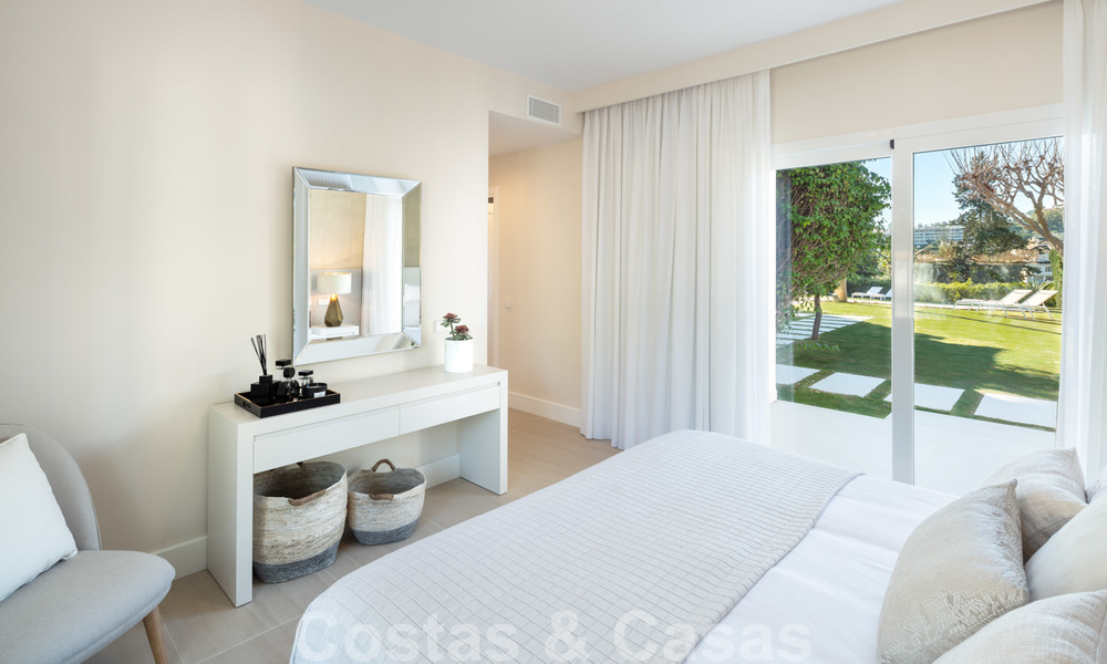 Impressionnante villa de style Méditerranée moderne, en première ligne de golf à vendre, Nueva Andalucía, Marbella 21346
