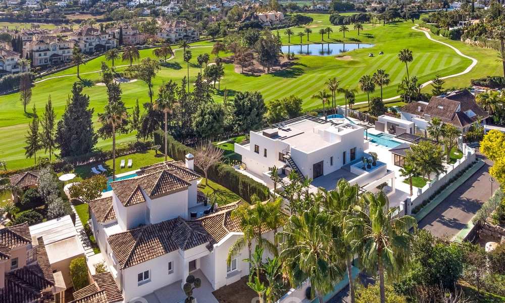 Impressionnante villa de style Méditerranée moderne, en première ligne de golf à vendre, Nueva Andalucía, Marbella 21351