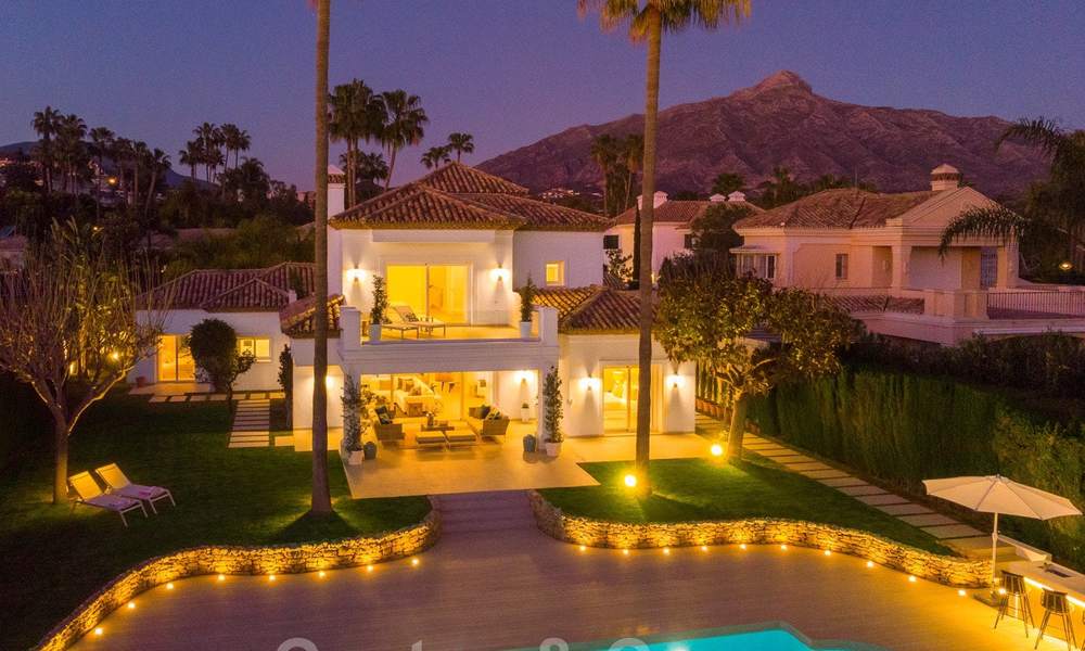 Impressionnante villa de style Méditerranée moderne, en première ligne de golf à vendre, Nueva Andalucía, Marbella 21358