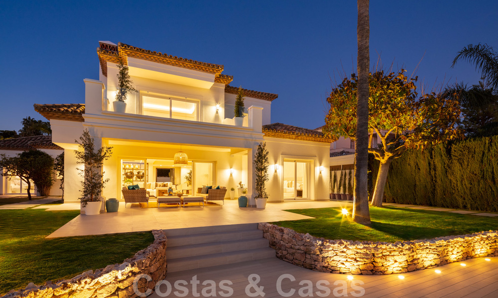 Impressionnante villa de style Méditerranée moderne, en première ligne de golf à vendre, Nueva Andalucía, Marbella 21366