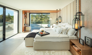 Exquise villa de luxe de style méditerranéenne moderne à vendre, en première ligne de golf à Nueva Andalucia, Marbella 21503 