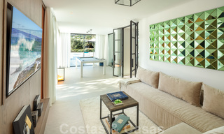 Exquise villa de luxe de style méditerranéenne moderne à vendre, en première ligne de golf à Nueva Andalucia, Marbella 21511 