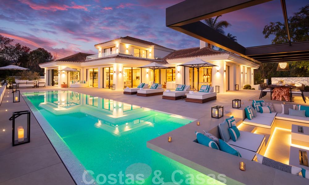 Exquise villa de luxe de style méditerranéenne moderne à vendre, en première ligne de golf à Nueva Andalucia, Marbella 21533