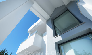 Exquise villa contemporaine neuve à vendre, prête à s'installer, à l'est de Marbella 21764 