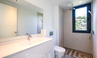 Exquise villa contemporaine neuve à vendre, prête à s'installer, à l'est de Marbella 21786 