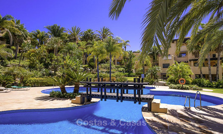 Elégant penthouse de luxe avec grande terrasse à vendre sur le New Golden Mile, entre Marbella et Estepona 21913