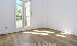 Appartement lumineux récemment rénové à vendre dans un magnifique complexe en bord de mer, à quelques pas de la plage, des commodités et de San Pedro, Marbella 21957 