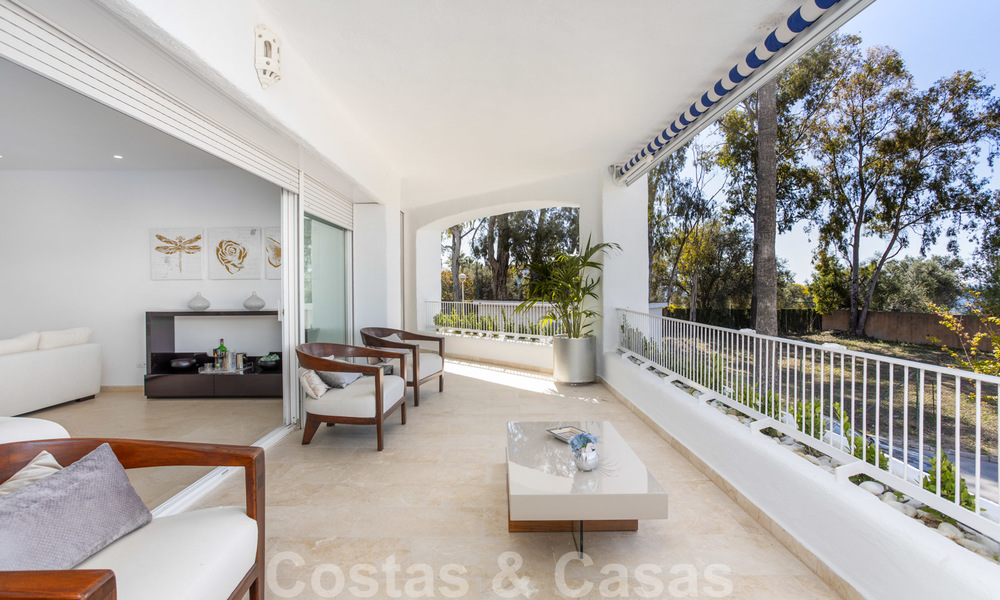 Superbe penthouse de luxe à vendre, avec une vue spectaculaire sur la mer et à proximité de la plage, à l'est de Marbella 22241