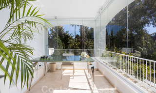 Superbe penthouse de luxe à vendre, avec une vue spectaculaire sur la mer et à proximité de la plage, à l'est de Marbella 22244 