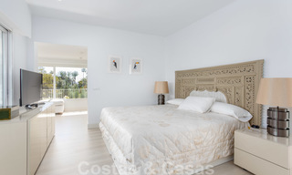 Superbe penthouse de luxe à vendre, avec une vue spectaculaire sur la mer et à proximité de la plage, à l'est de Marbella 22256 