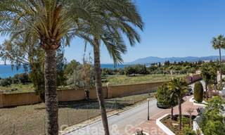Superbe penthouse de luxe à vendre, avec une vue spectaculaire sur la mer et à proximité de la plage, à l'est de Marbella 22262 