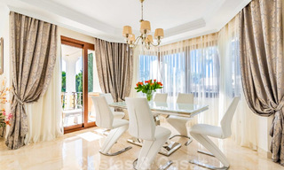 Superbe villa méditerranéenne de luxe à vendre, proche de la plage et des commodités, Marbella Est 22299 