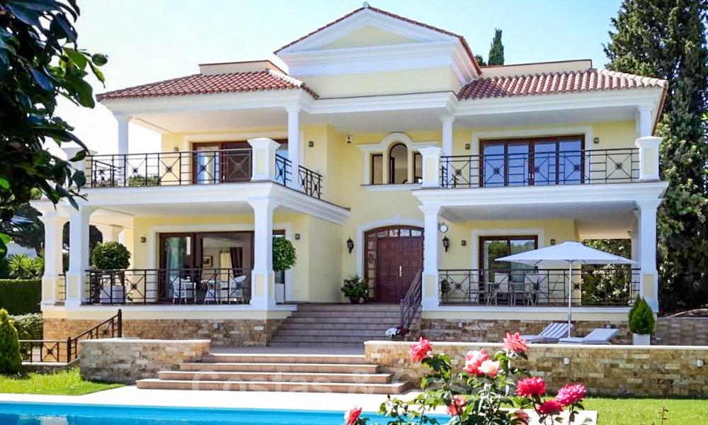 Superbe villa méditerranéenne de luxe à vendre, proche de la plage et des commodités, Marbella Est 22313