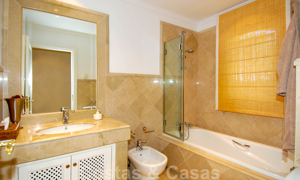 Appartement spacieux de luxe à vendre dans Nueva Andalucía, Marbella 22857