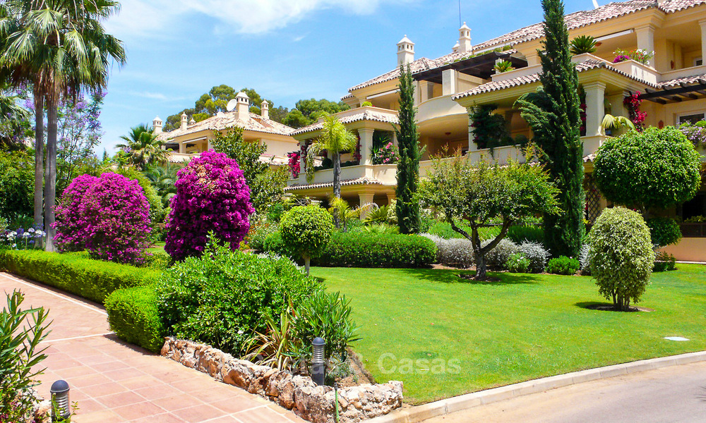 Las Alamandas: Appartements et penthouses de luxe à vendre dans un complexe de golf exclusif à Nueva-Andalucia, Marbella 22802