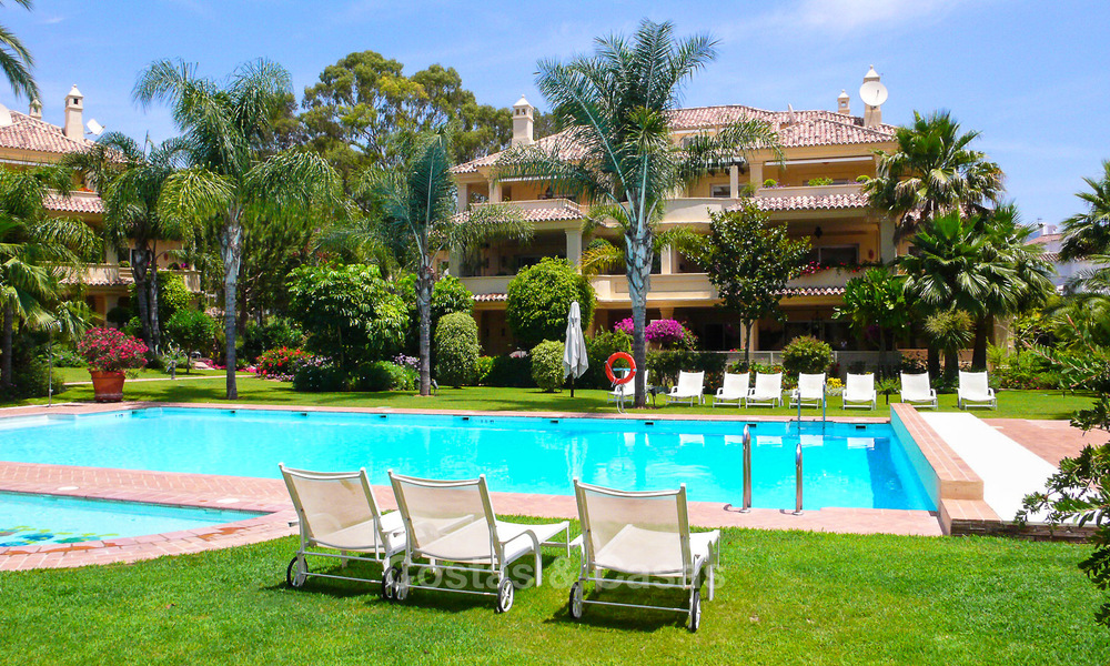 Las Alamandas: Appartements et penthouses de luxe à vendre dans un complexe de golf exclusif à Nueva-Andalucia, Marbella 22803
