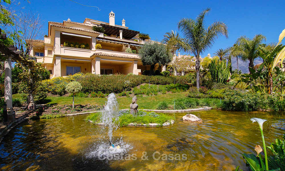 Las Alamandas: Appartements et penthouses de luxe à vendre dans un complexe de golf exclusif à Nueva-Andalucia, Marbella 22810