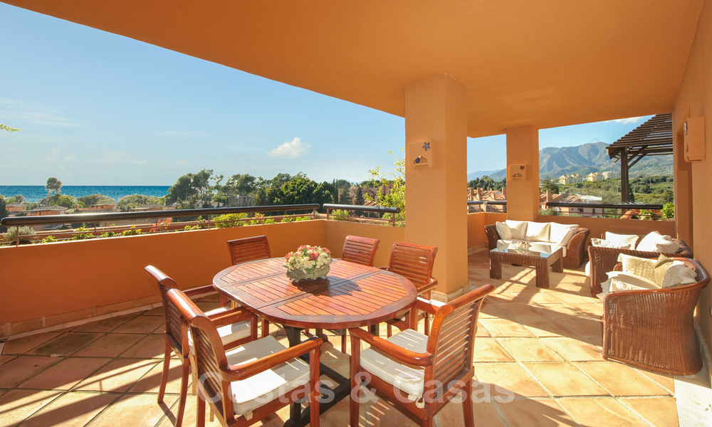 Gran Bahia: Appartements de luxe à vendre près de la plage dans un complexe prestigieux, juste à l'est de la ville de Marbella 22999