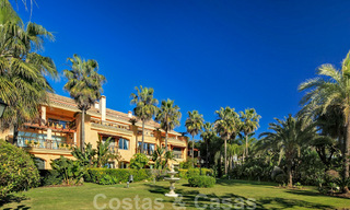 Appartements exclusif avec vues sur mer à vendre à Puerto Banús, Marbella 23054 