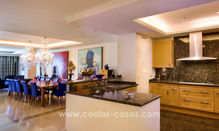 Oasis de Banus: Appartements de luxe en bord de mer à vendre sur le Golden Mile, Marbella, à proximité de Puerto Banus 23063 