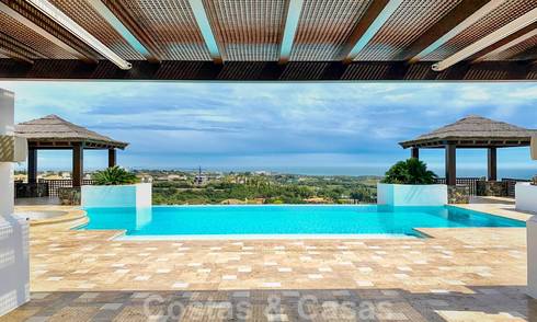 Magnifique villa avec vue panoramique sur la mer à vendre dans un prestigieux complexe de golf sur le New Golden Mile, entre Marbella et Estepona 23327