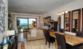 Appartements de luxe à vendre à Royal Flamingos avec vue imprenable sur le golf et la mer à Marbella - Benahavis 23570 