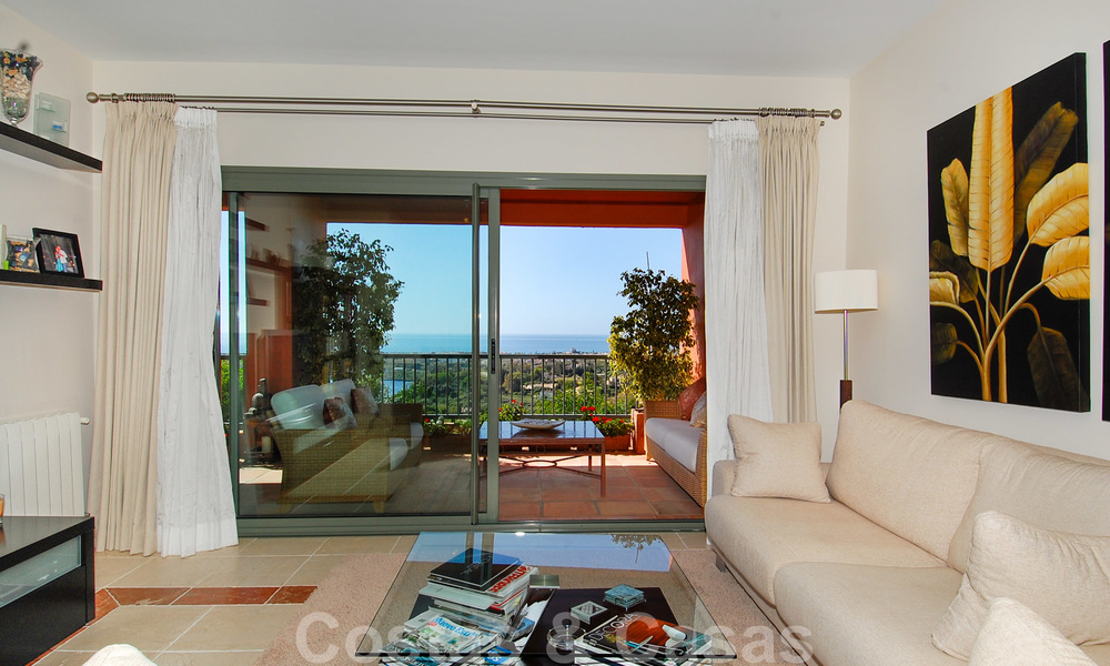 Appartements de luxe à vendre à Royal Flamingos avec vue imprenable sur le golf et la mer à Marbella - Benahavis 23571
