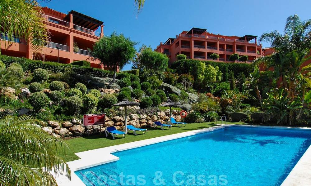 Appartements de luxe à vendre à Royal Flamingos avec vue imprenable sur le golf et la mer à Marbella - Benahavis 23586