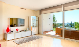 Appartement d'angle contemporain à vendre dans un développement résidentiel exclusif avec lagune privée, Casares, Costa del Sol 23610 