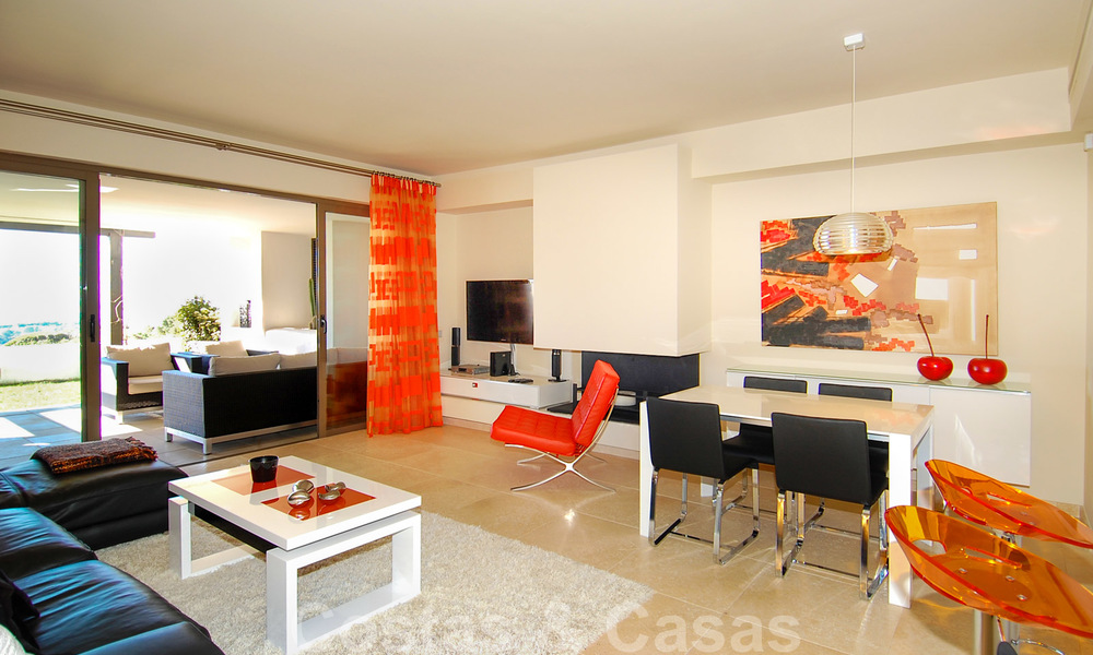 Appartements de luxe modernes et spacieux avec vue sur le golf et la mer à vendre à Marbella - Benahavis 24557