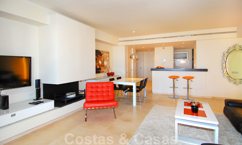 Appartements de luxe modernes et spacieux avec vue sur le golf et la mer à vendre à Marbella - Benahavis 24558