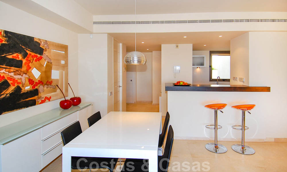 Appartements de luxe modernes et spacieux avec vue sur le golf et la mer à vendre à Marbella - Benahavis 24559