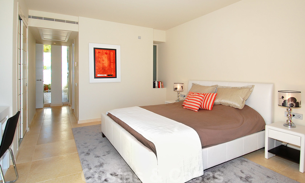 Appartements de luxe modernes et spacieux avec vue sur le golf et la mer à vendre à Marbella - Benahavis 24568