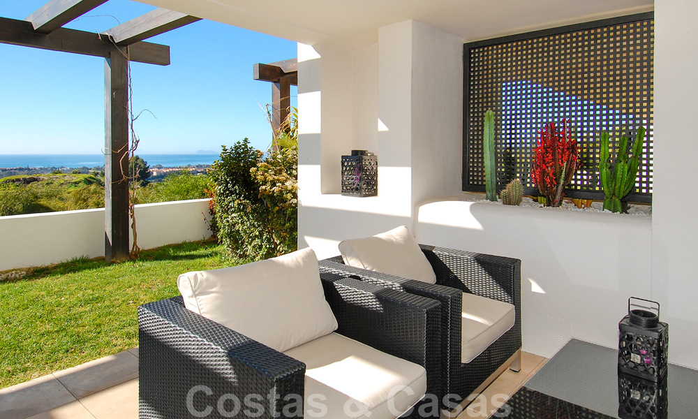 Appartements de luxe modernes et spacieux avec vue sur le golf et la mer à vendre à Marbella - Benahavis 24572