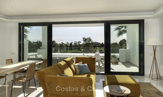 En vente à Atalaya Hills : Appartements de style moderne avec vue sur le golf et la mer à Benahavis - Marbella 24249 