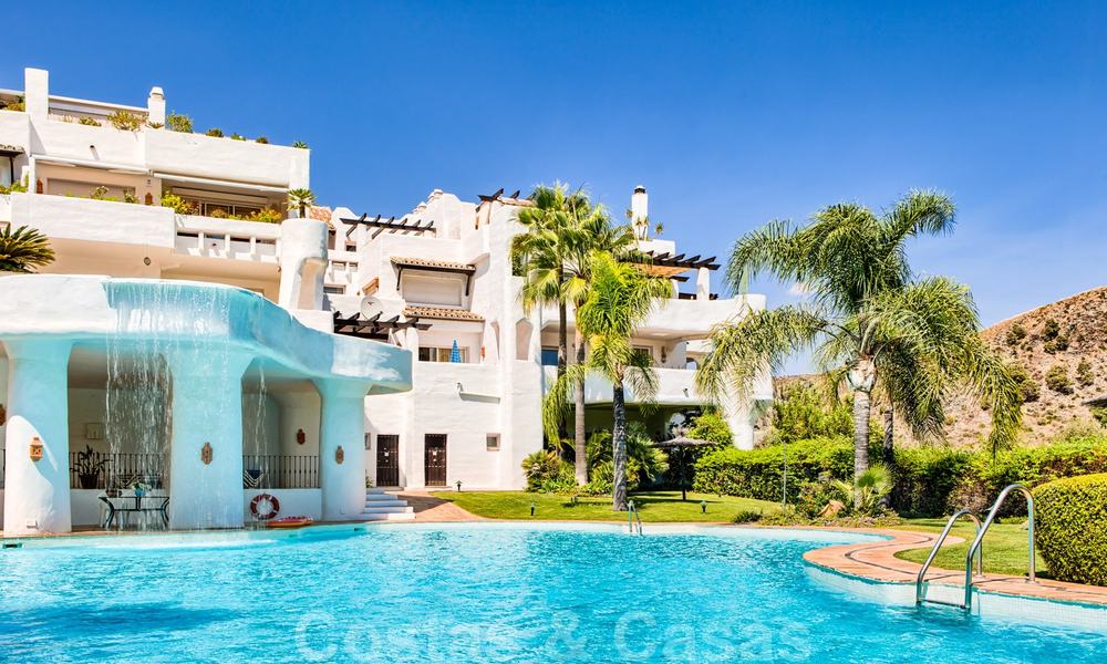 Superbe appartement de type penthouse dans un complexe de golf exclusif en première ligne, avec vue panoramique à La Quinta, Benahavis - Marbella 24419