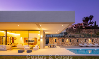 Vente de villas contemporaines modernes de construction récente à Nueva Andalucia, Marbella 24486 