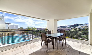 TEE 5 : Appartements modernes de luxe en première ligne de golf avec vue imprenable sur le golf et la mer à vendre à Marbella - Benahavis 24525 