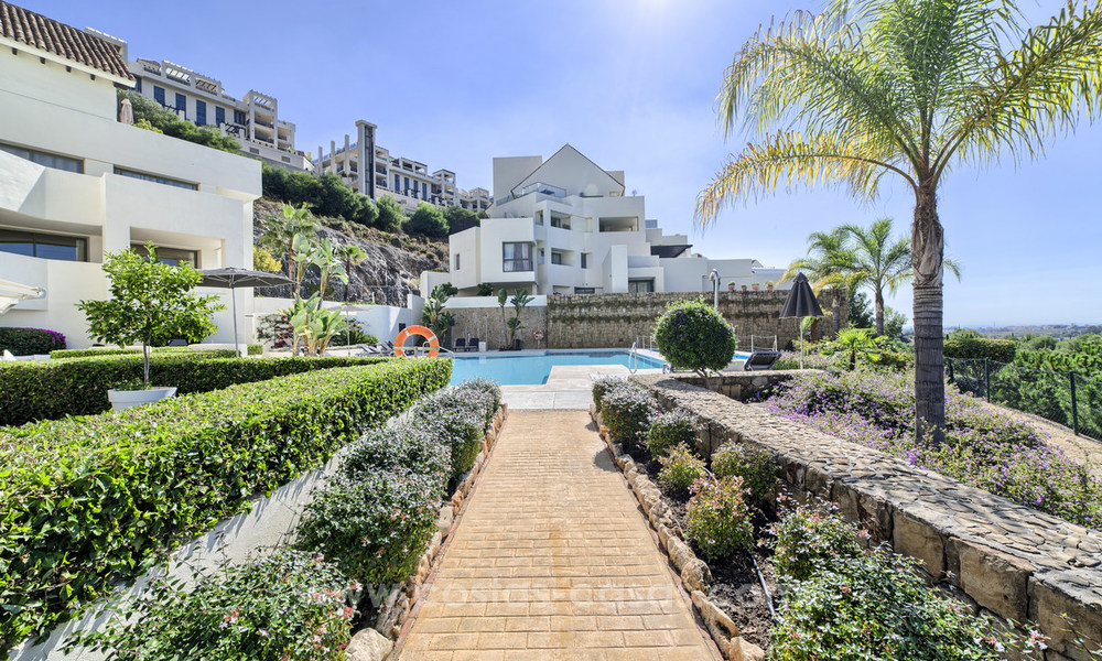 TEE 5 : Appartements modernes de luxe en première ligne de golf avec vue imprenable sur le golf et la mer à vendre à Marbella - Benahavis 24547