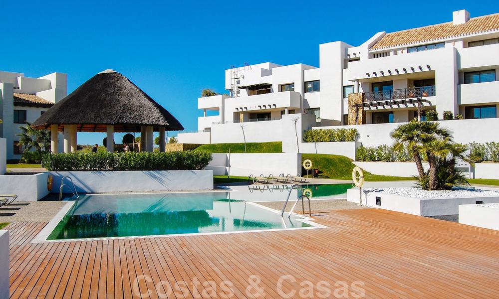 Alanda Los Flamingos Golf: Appartements de luxe modernes et spacieux avec vue sur le golf et la mer à vendre à Marbella - Benahavis 24698