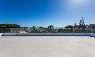 VENDU. Belle villa moderne près de la plage, prêt à emménager, Marbella Est. Prix réduit. 24773 