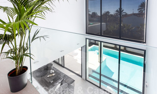 VENDU. Belle villa moderne près de la plage, prêt à emménager, Marbella Est. Prix réduit. 24780 