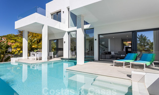 VENDU. Belle villa moderne près de la plage, prêt à emménager, Marbella Est. Prix réduit. 24802 
