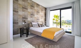 Appartement moderne à vendre avec vue sur le terrain de golf à Benahavis - Marbella 24889 