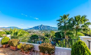 Grande villa de luxe à vendre avec vue panoramique sur la vallée du golf, les montagnes et la mer Méditerranée en Nueva Andalucia, Marbella 25011 