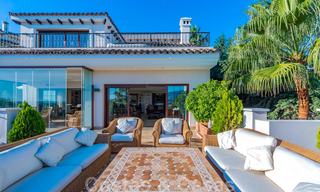 Grande villa de luxe à vendre avec vue panoramique sur la vallée du golf, les montagnes et la mer Méditerranée en Nueva Andalucia, Marbella 25015 