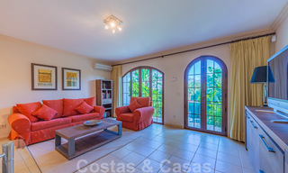 Grande villa de luxe à vendre avec vue panoramique sur la vallée du golf, les montagnes et la mer Méditerranée en Nueva Andalucia, Marbella 25038 