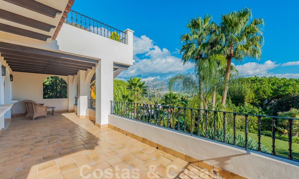 Grande villa de luxe à vendre avec vue panoramique sur la vallée du golf, les montagnes et la mer Méditerranée en Nueva Andalucia, Marbella 25056